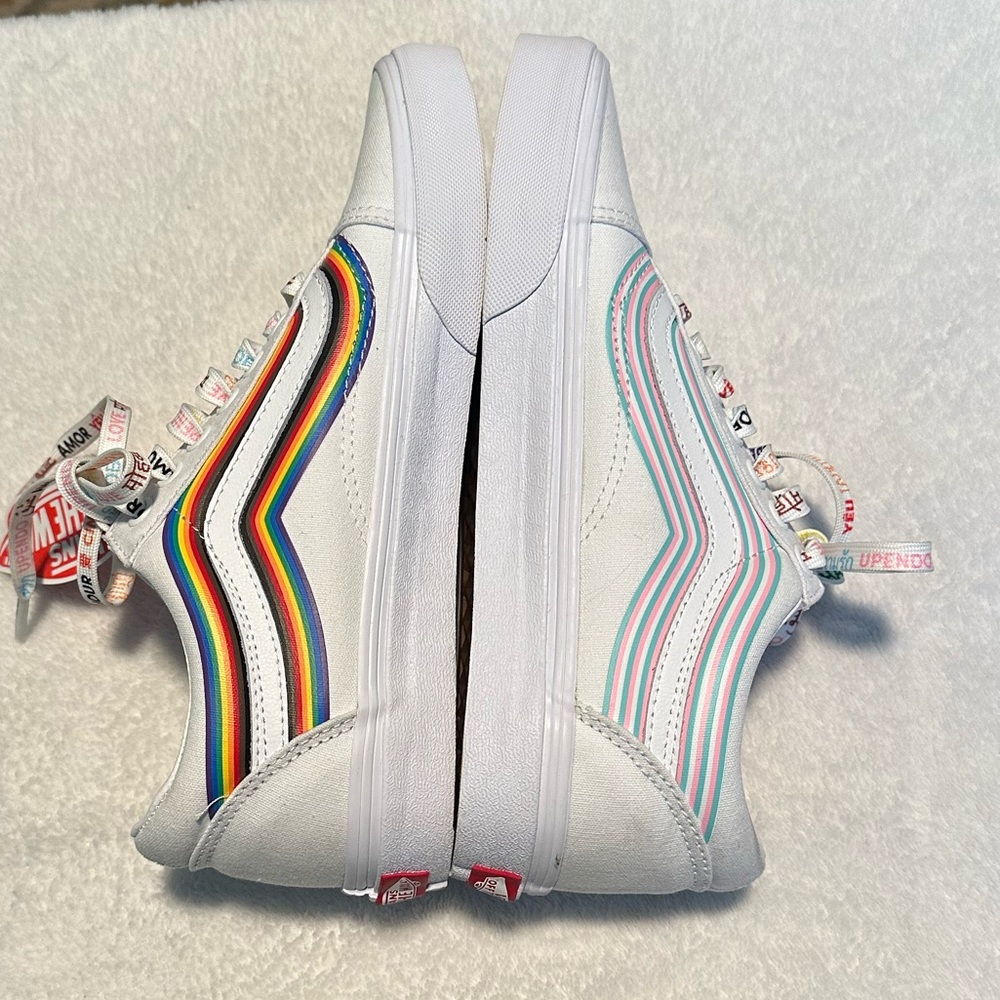 Vans Old Skool Pride Sneakers - Picture 7 of 13